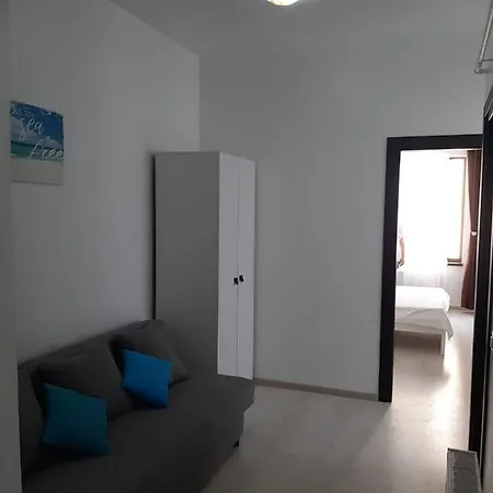 Summerland Sea Breeze Apartament Apartament Mamaja